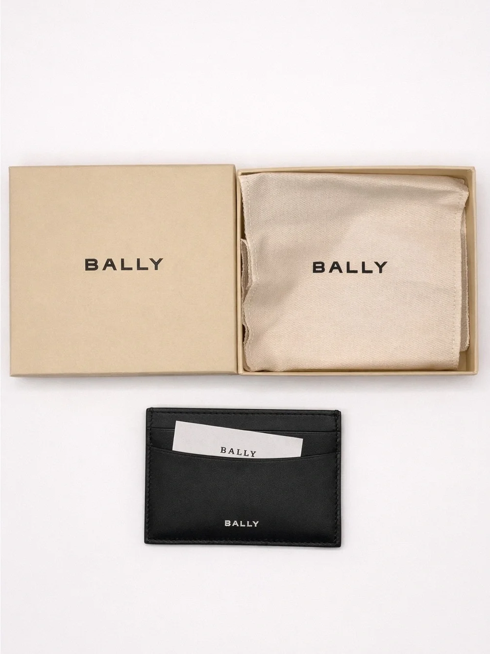 Bally Mens Busy Black Leather Slim Card Case Solid Pattern